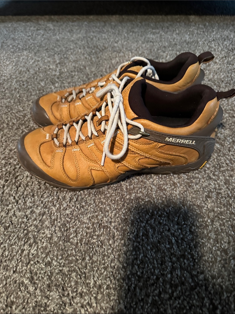 Merrell Men's Wheat/Tan Leather Trail Sneakers